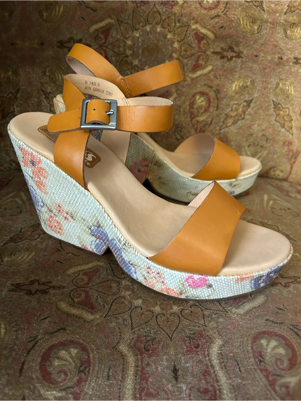 Kork-Ease Women’s Wedge Sandals Size 9